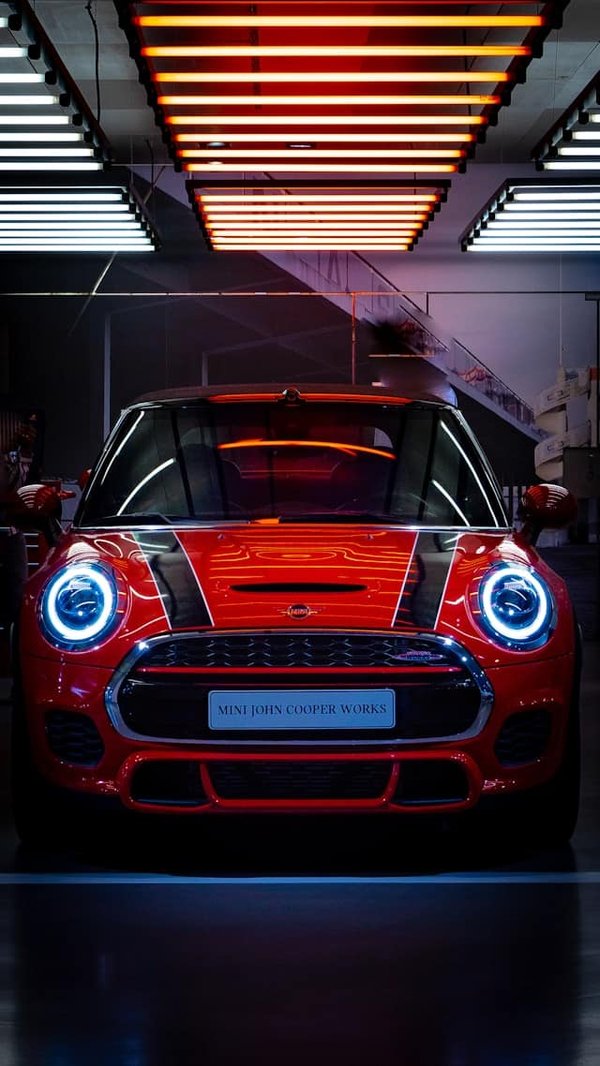 Can a High-Performance Air Filter Improve Throttle Response in a Mini John Cooper Works?